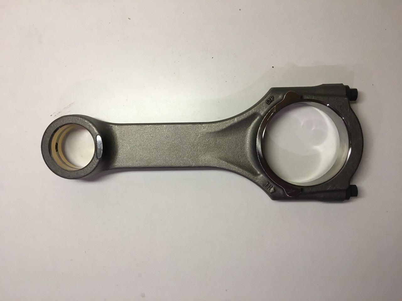 pleuelstange deutz BF-M1015, 04612785.jpg Pleuelstange Deutz BFM1015, 0461-2785